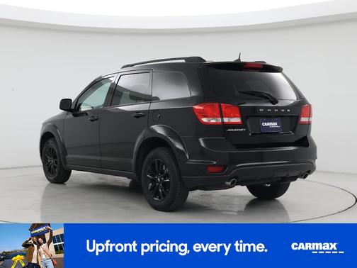 Black 2019 Dodge Journey SE