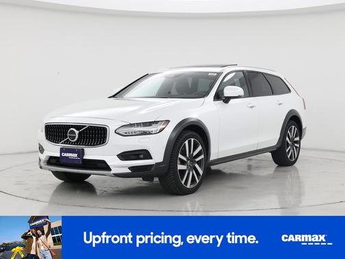 2021 Volvo V90 Cross Country T6