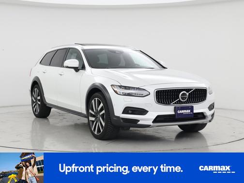 2021 Volvo V90 Cross Country T6