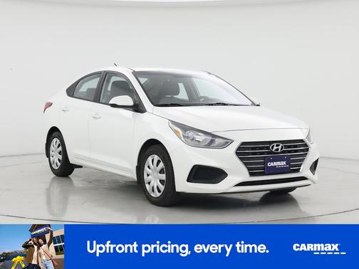 White 2020 Hyundai Accent SE