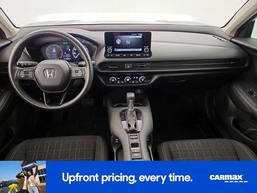 Gray 2024 Honda HR-V LX