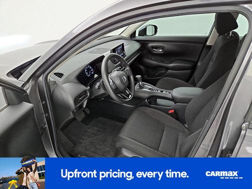 Gray 2024 Honda HR-V LX