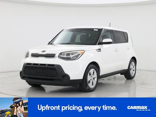 White 2015 Kia Soul