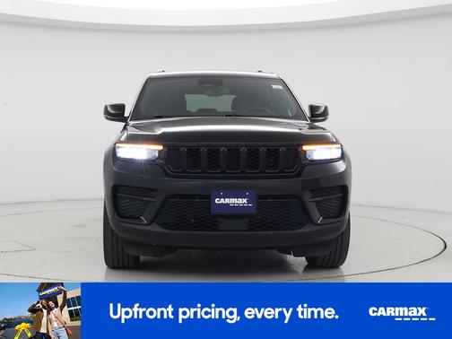 2022 Jeep Grand Cherokee Laredo