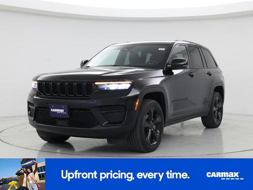 2022 Jeep Grand Cherokee Laredo