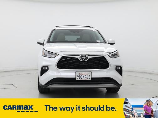 2022 Toyota Highlander Platinum