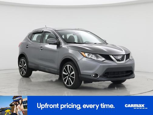 Gray 2017 Nissan Rogue Sport SL