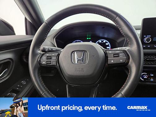 White 2023 Honda HR-V Sport