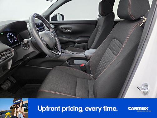 White 2023 Honda HR-V Sport