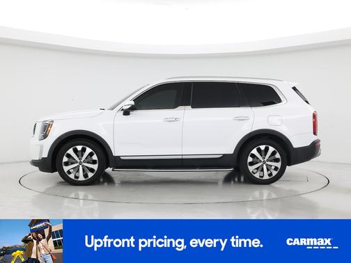 White 2021 Kia Telluride S