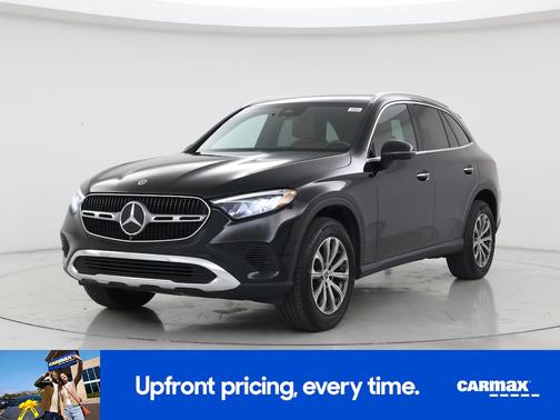 Black 2023 Mercedes-Benz GLC 300