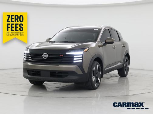 Green 2025 Nissan Kicks SR