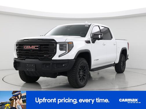 White 2023 GMC Sierra 1500 AT4X