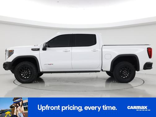 White 2023 GMC Sierra 1500 AT4X