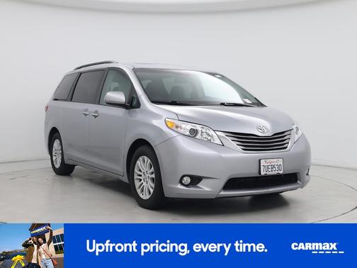 2016 Toyota Sienna XLE