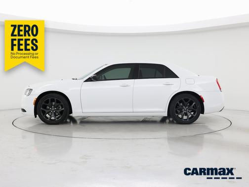 White 2021 Chrysler 300 Touring