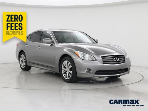 Silver 2014 INFINITI Q70