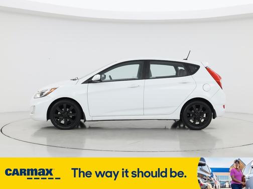 2013 Hyundai Accent SE