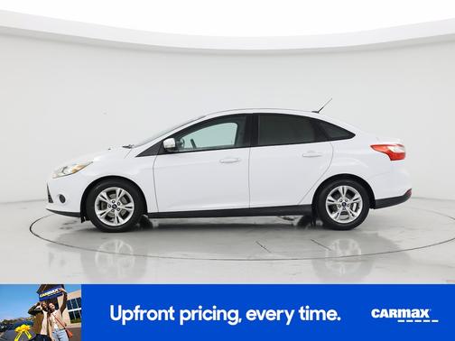 White 2014 Ford Focus SE