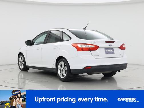 White 2014 Ford Focus SE