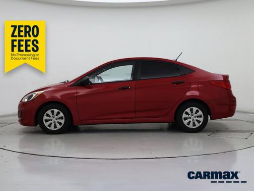 Red 2016 Hyundai Accent SE