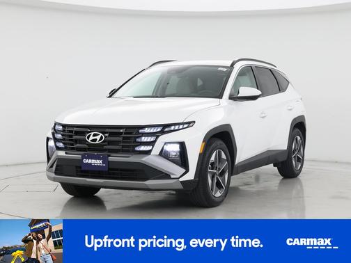 White 2025 Hyundai TUCSON SEL