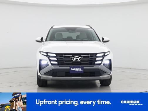 White 2025 Hyundai TUCSON SEL