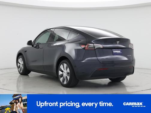 Gray 2024 Tesla Model Y Long Range