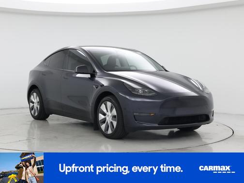 Gray 2024 Tesla Model Y Long Range