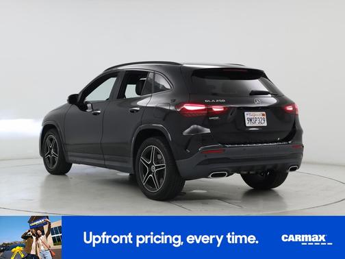 Black 2025 Mercedes-Benz GLA 250