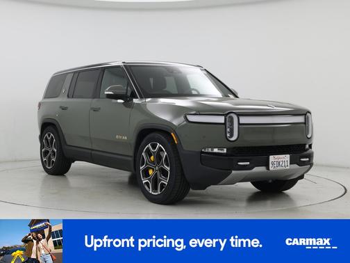 Green 2022 Rivian R1S Launch Edition