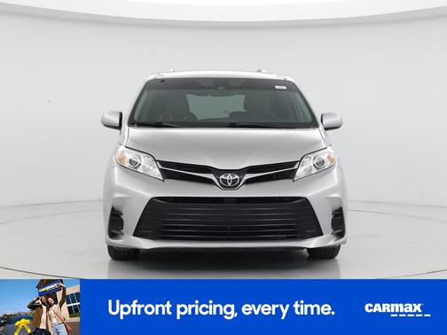 2020 Toyota Sienna LE