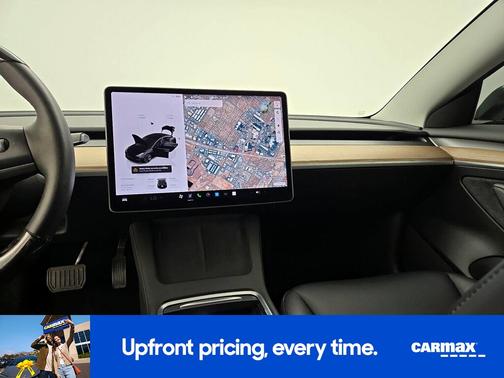 Black 2023 Tesla Model 3