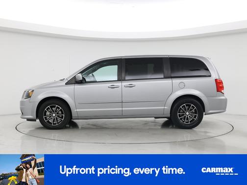 Gray 2017 Dodge Grand Caravan GT