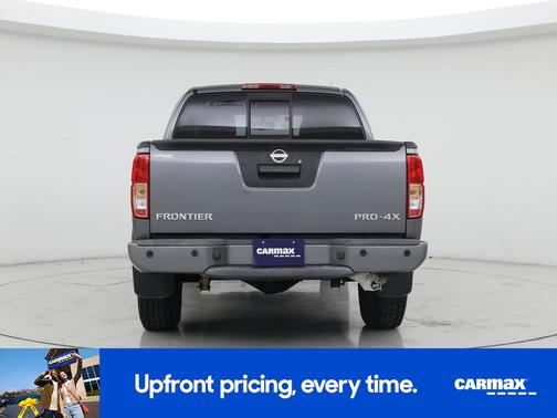 Gray 2018 Nissan Frontier PRO-4X