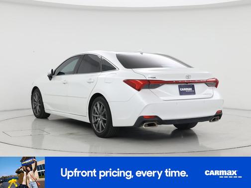 White 2022 Toyota Avalon Limited