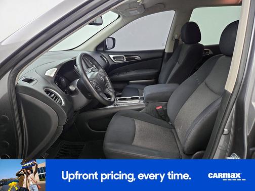 Gray 2017 Nissan Pathfinder SL