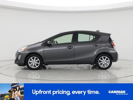 Gray 2016 Toyota Prius c Two