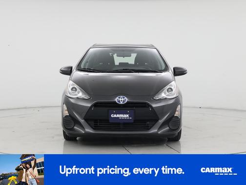 Gray 2016 Toyota Prius c Two