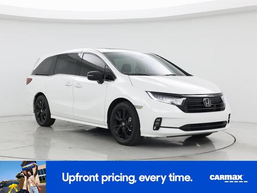 White 2024 Honda Odyssey Sport
