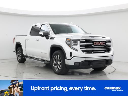 White 2024 GMC Sierra 1500 SLT
