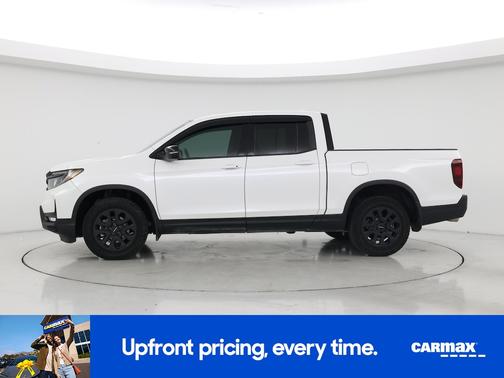 White 2024 Honda Ridgeline Black Edition