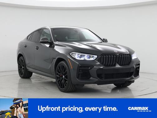 Gray 2023 BMW X6 M50i