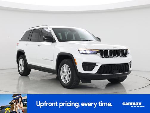 White 2024 Jeep Grand Cherokee Laredo X