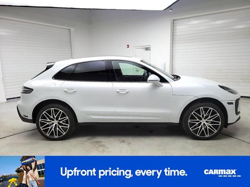 2024 Porsche Macan T