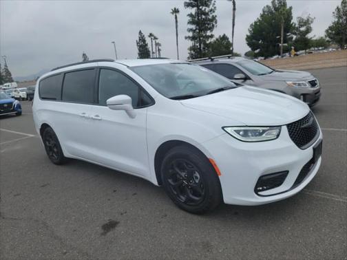 2021 Chrysler Pacifica Hybrid Touring L