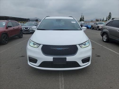 2021 Chrysler Pacifica Hybrid Touring L
