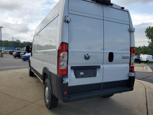 2025 RAM ProMaster 2500 Tradesman