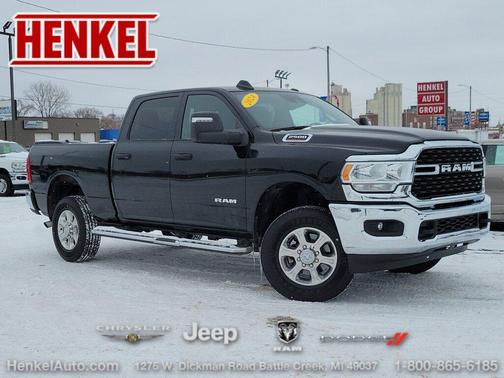 2024 RAM 2500 Big Horn Crew Cab 4x4 6'4' Box