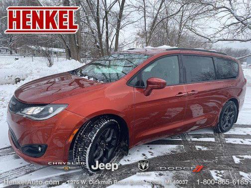 2018 Chrysler Pacifica Touring-L Plus